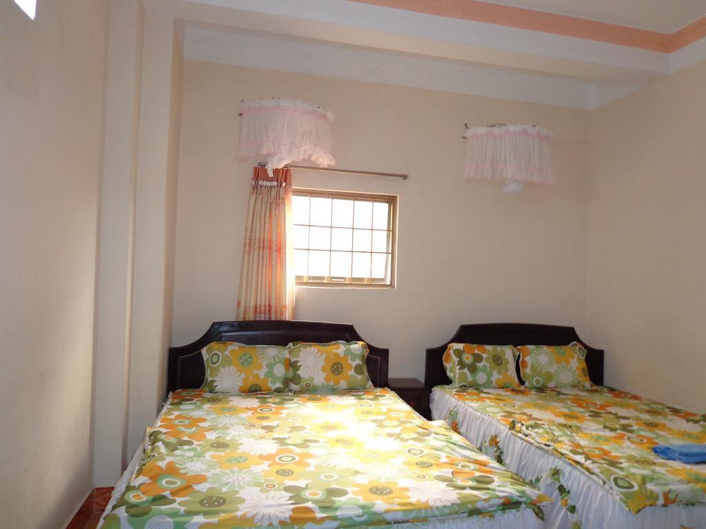 Phuong Tung Hotel Да Лат Екстериор снимка