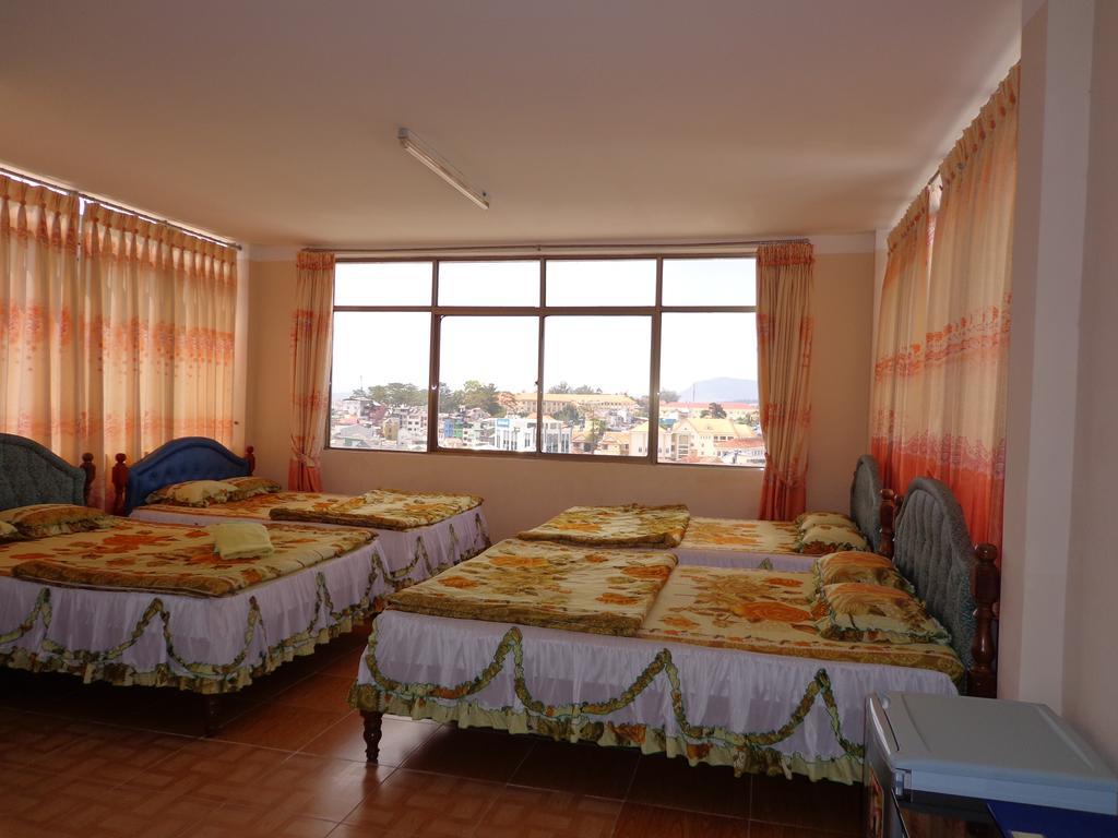 Phuong Tung Hotel Да Лат Екстериор снимка