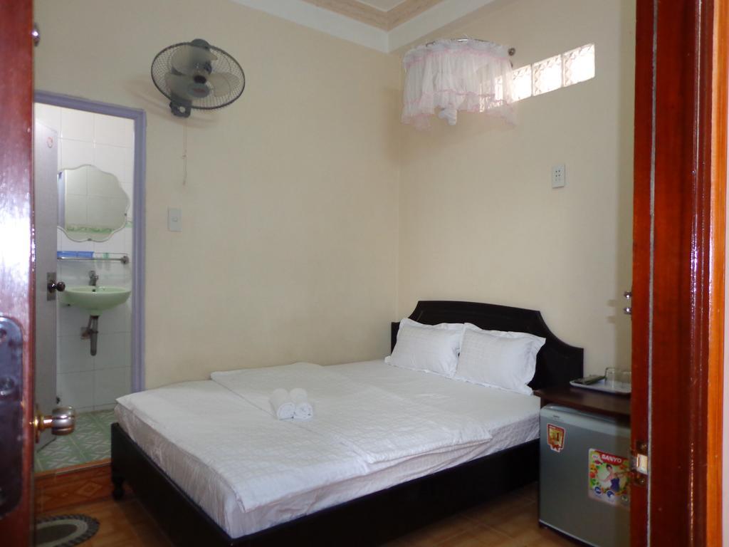 Phuong Tung Hotel Да Лат Екстериор снимка