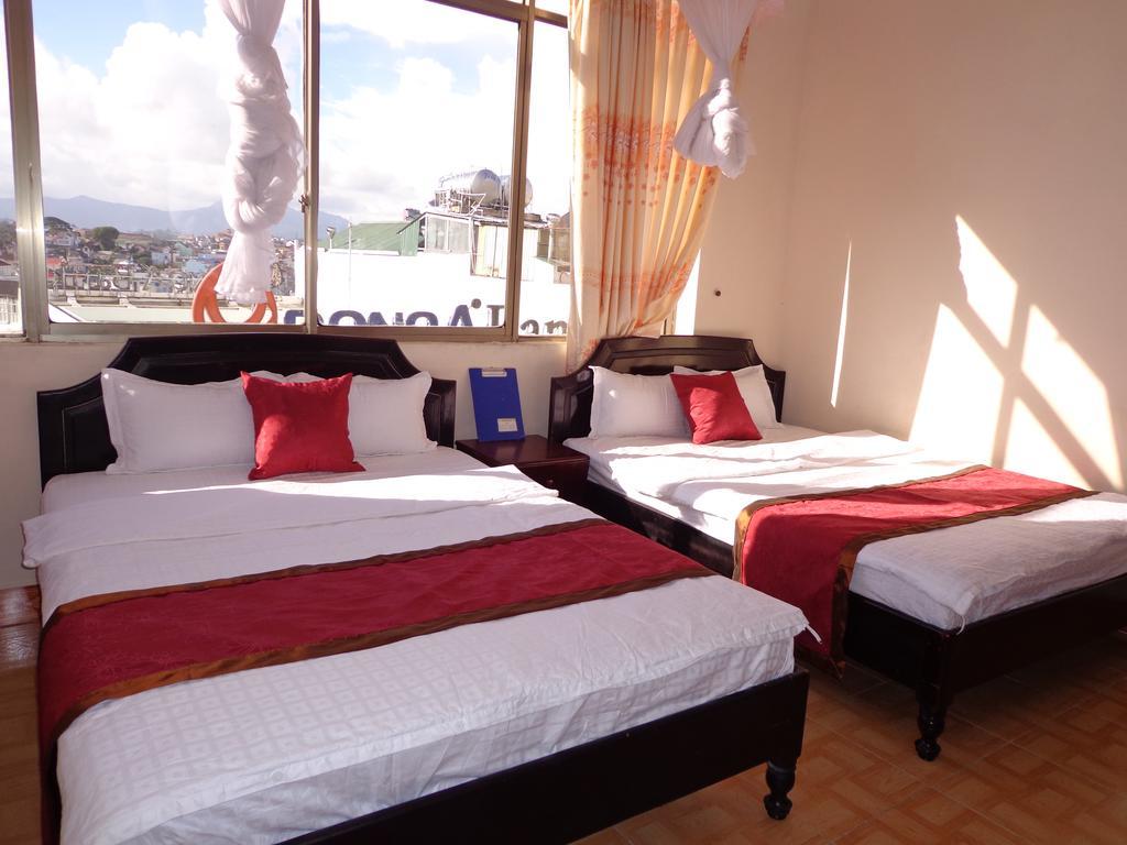 Phuong Tung Hotel Да Лат Екстериор снимка