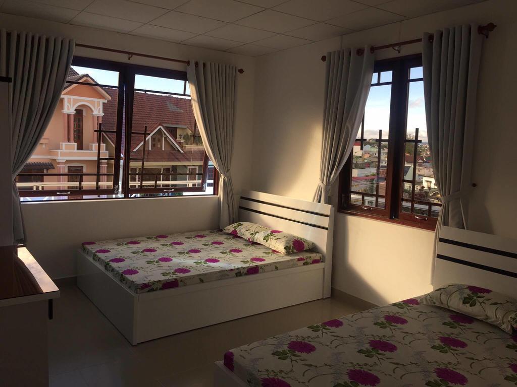 Phuong Tung Hotel Да Лат Екстериор снимка
